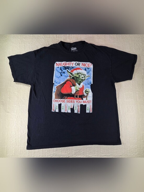 Star Wars Other - Vintage Vibe Star Wars Christmas Yoda Santa Graphic black T-Shirt Men Sz XL